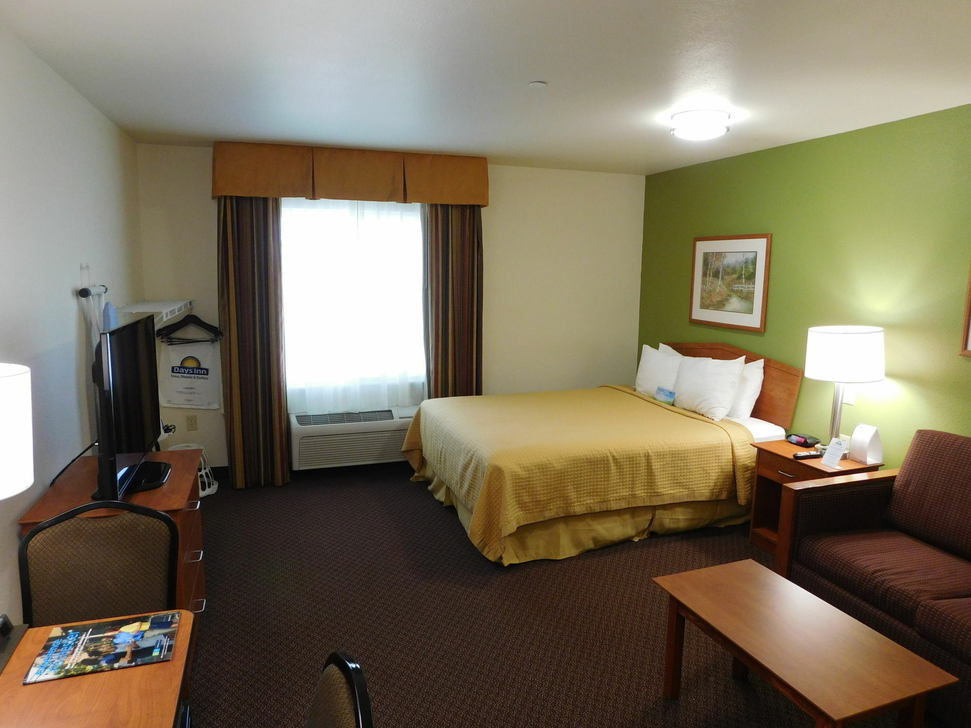 Days Inn & Suites By Wyndham Rochester South Exteriér fotografie