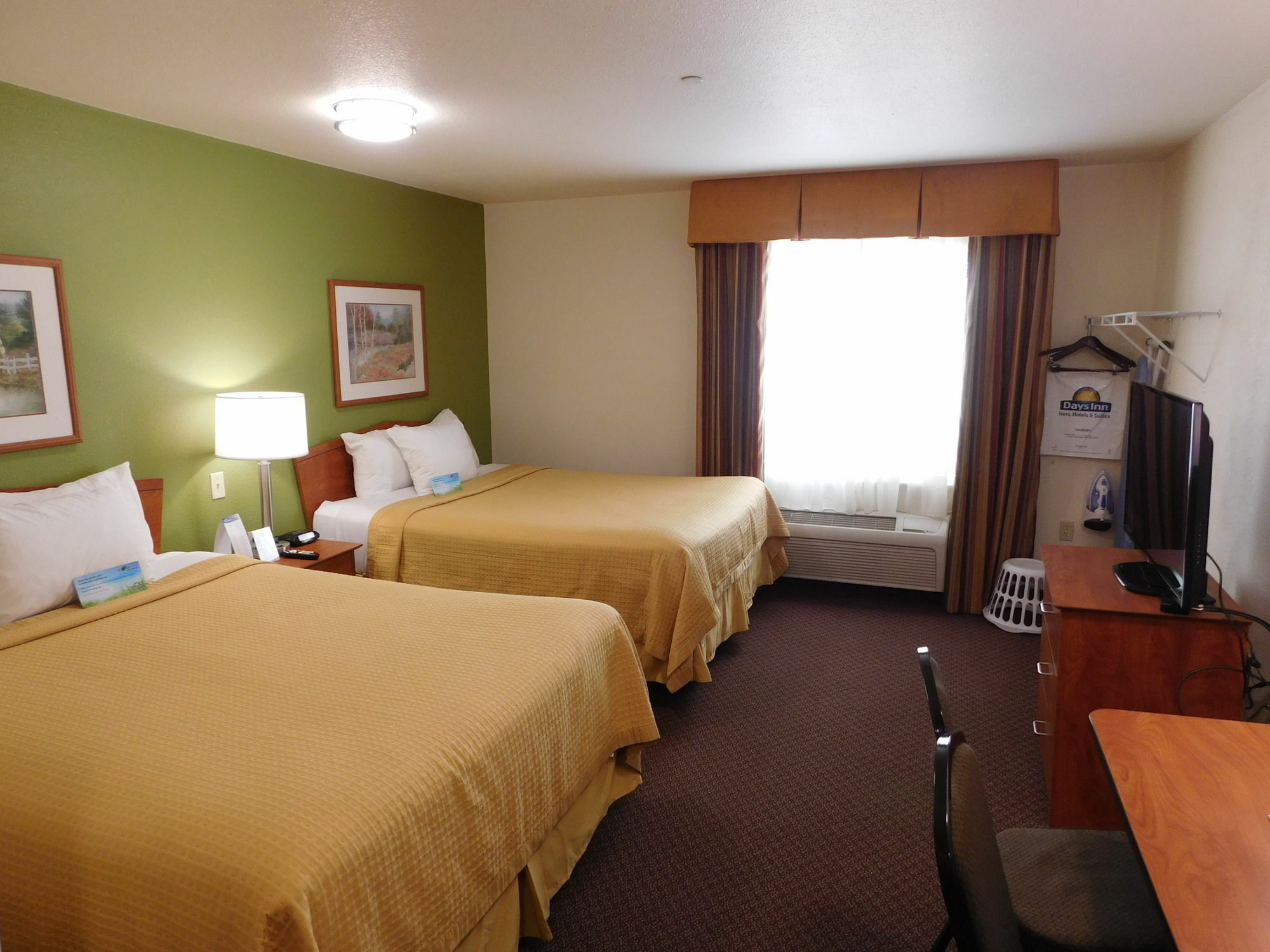 Days Inn & Suites By Wyndham Rochester South Exteriér fotografie